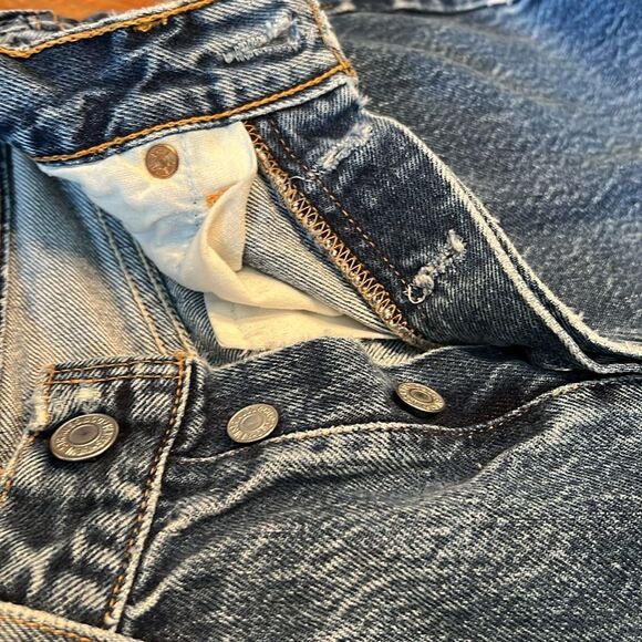 Vintage Levi’s 501 Jeans USA for Women 27 - Picture 7 of 11